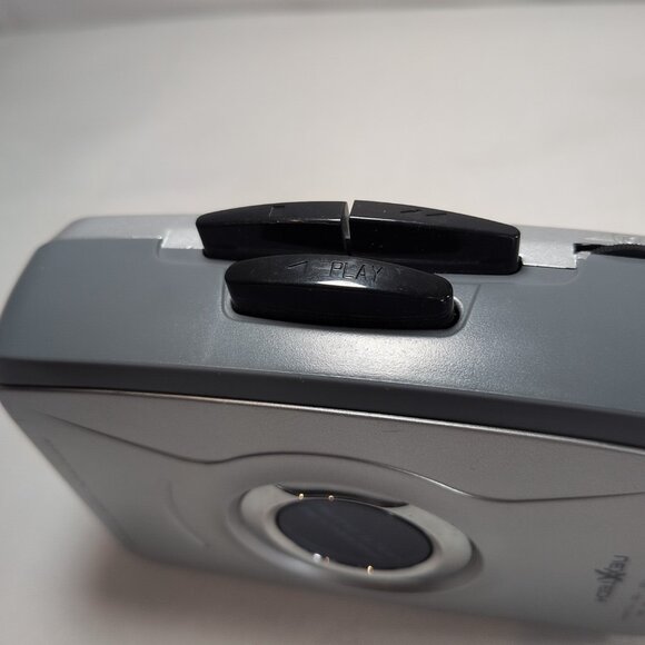 Nexxtech AM/FM Radio Cassette Player 14904949 Portable Headphones Silver TESTED - Picture 6 of 16